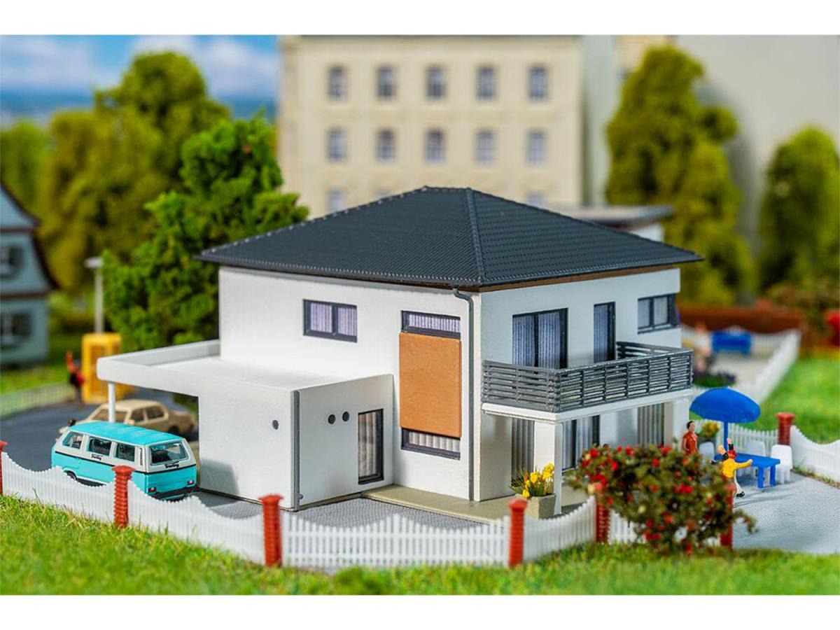 Faller FA232150 WeberHaus Modern House Kit VI N Gauge