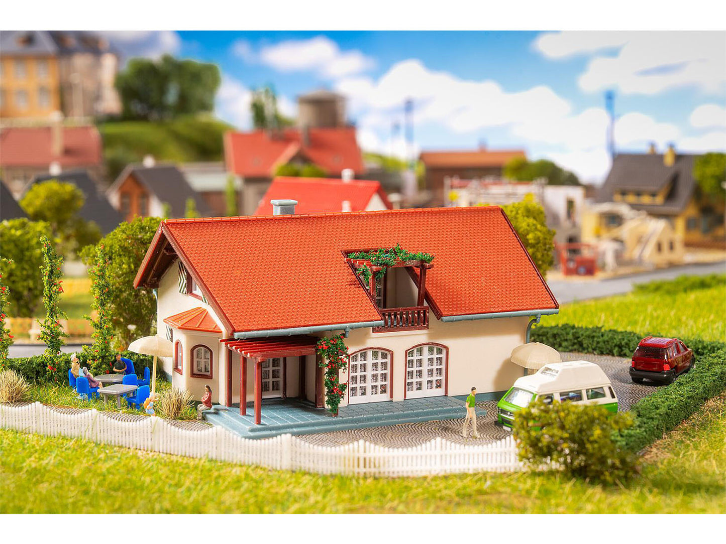 Faller FA232344 Brillant House IV N Gauge