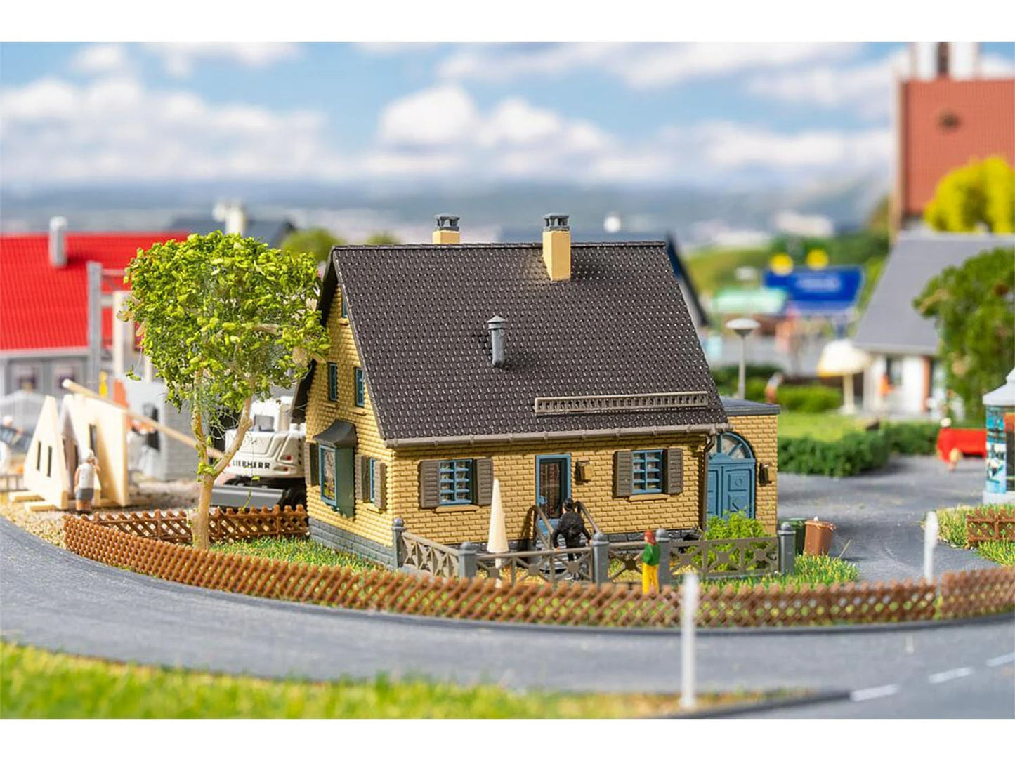 Faller FA232403 Clinker Brick House Kit III N Gauge