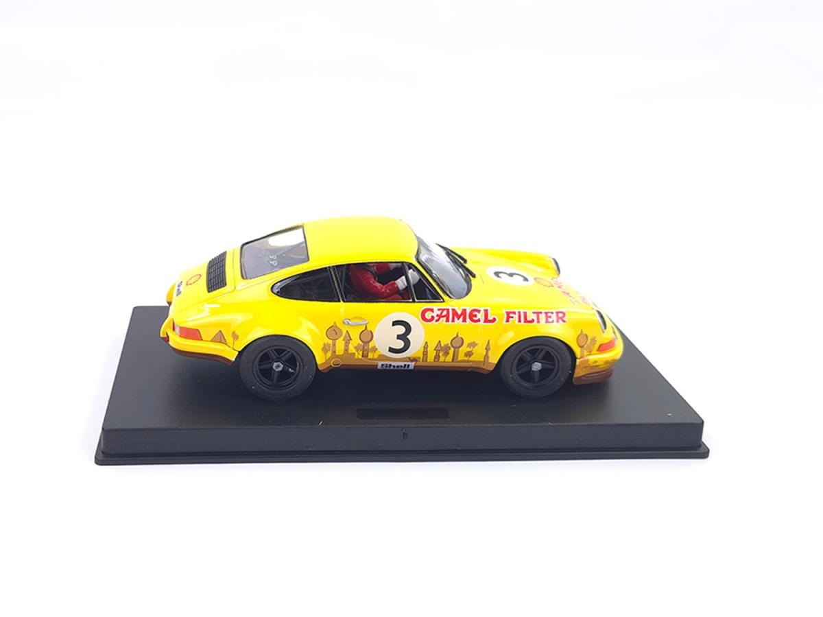 Fly Car Model P911 No.3 Winton 1975 FLYA2086 1:32 Slot Car