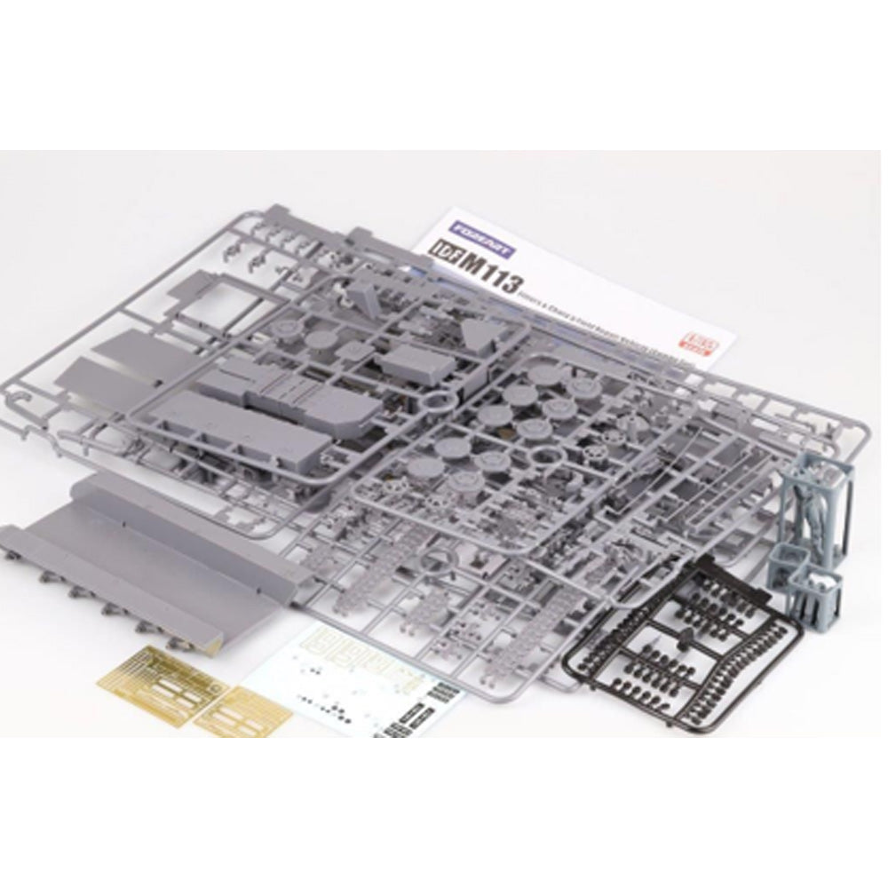 Foreart R5904 IDF M113 Fitters & Chata'p Field Repair Vehicle 1:35 Model Kit