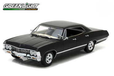 Greenlight 1967 Chevrolet Impala Sport Sedan Tuxedo Black 1:64 Diecast Model