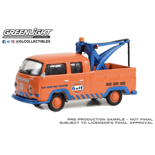 Greenlight 30412 1970 VW Double Cab Pickup w/Tow Hook Gulf Oil 1:64 Model
