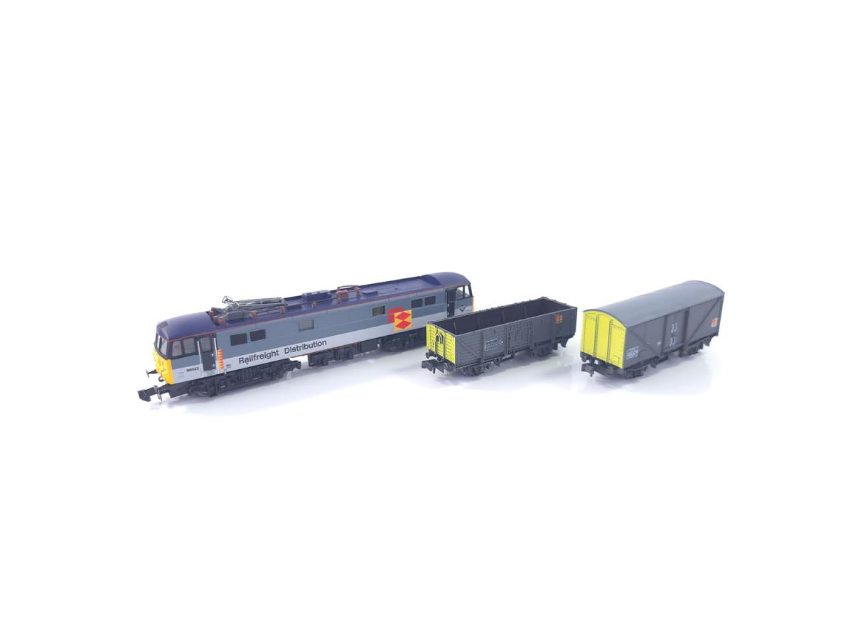 Gaugemaster Electric Freight Premium Train Set GM2000109 TT