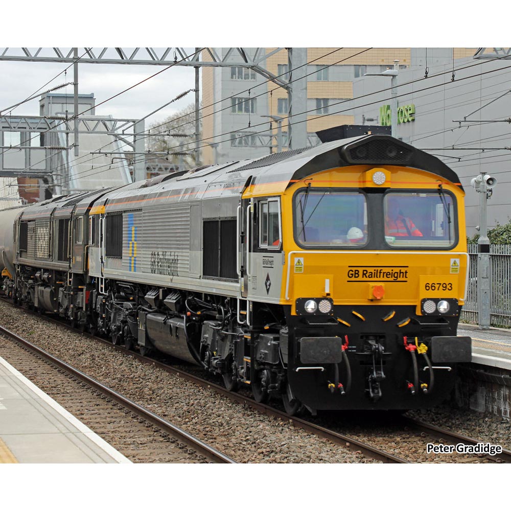 Gaugemaster Class 66 793 Railfreight Construction N Gauge GM2210104