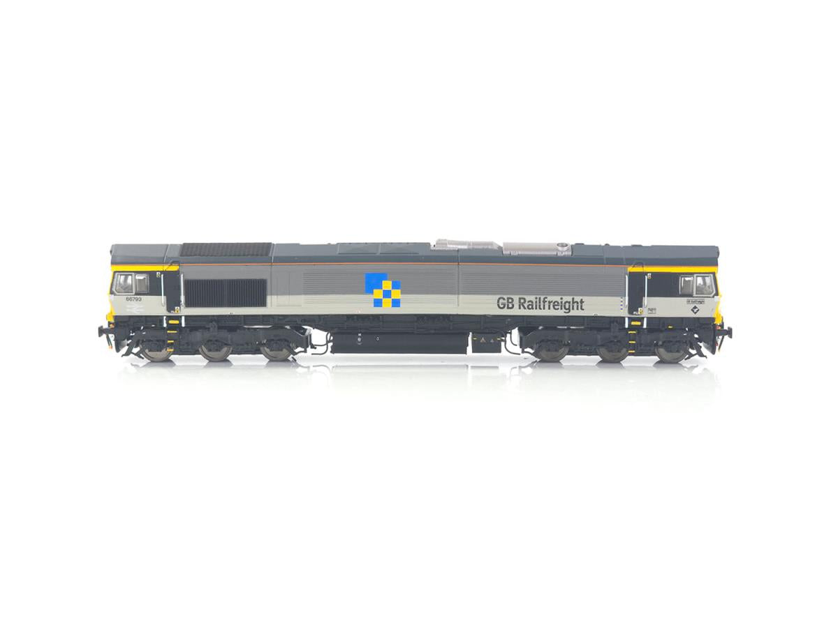 Gaugemaster Class 66 793 Railfreight Construction (DCC-Fitted) GM2210104D