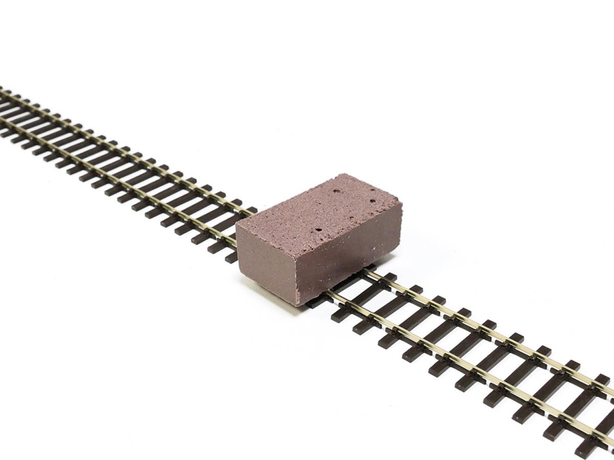 Gaugemaster Premium Small Track Rubber 50x25x20mm GM24 Multi Scale