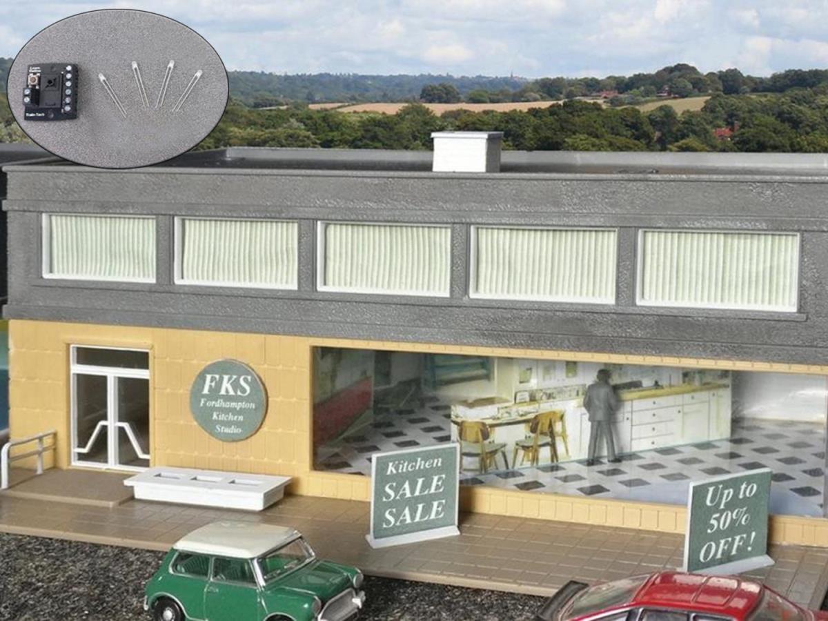 Gaugemaster Fordhampton Furniture Store with LED Lighting GM436L OO