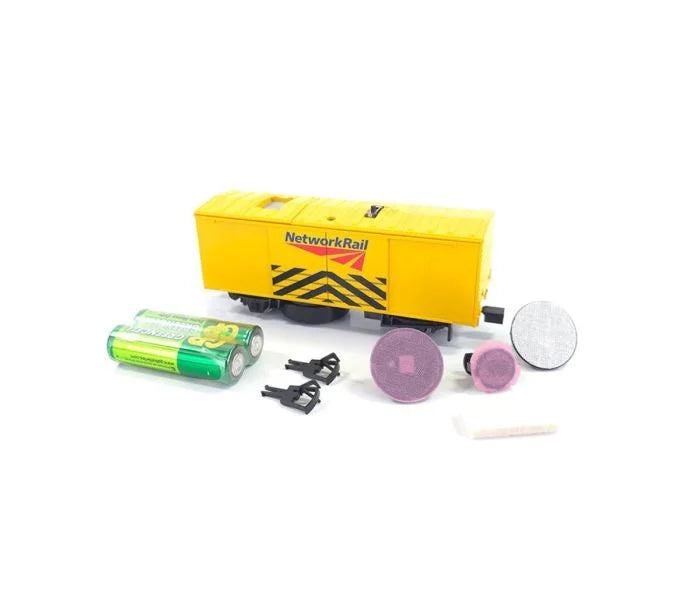Gaugemaster Network Rail Battery Operated Track Cleaning Wagon GM4450101