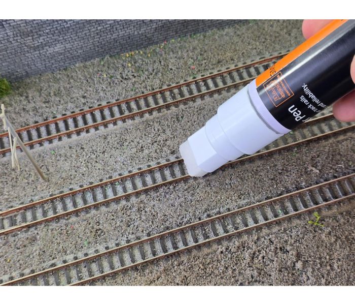 Gaugemaster Model Rail Track Cleaning Pen (50ml) GM568