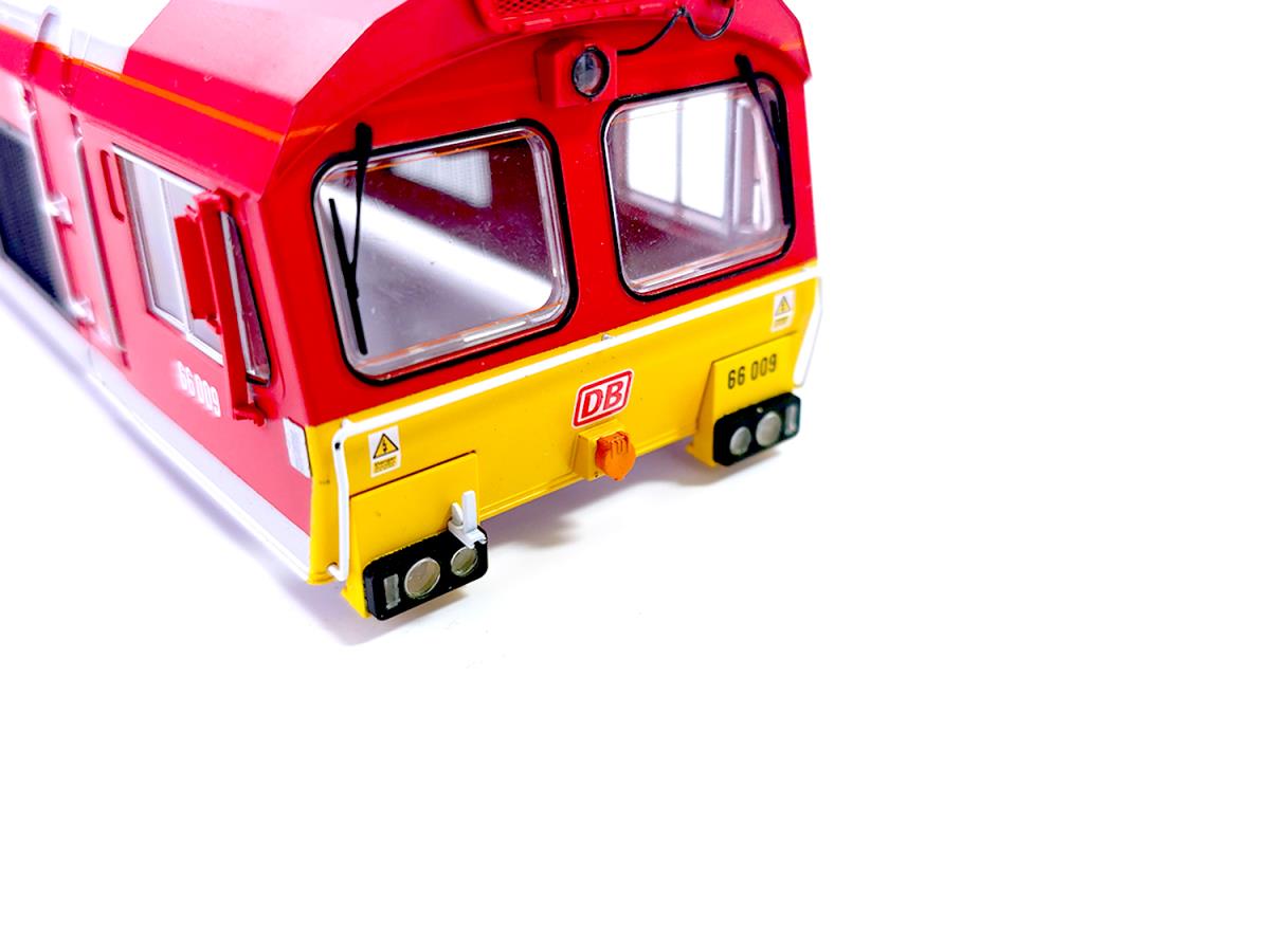 Gaugemaster Deluxe Class 66 009 DB Cargo Red (DCC-Sound) GM7210404 O