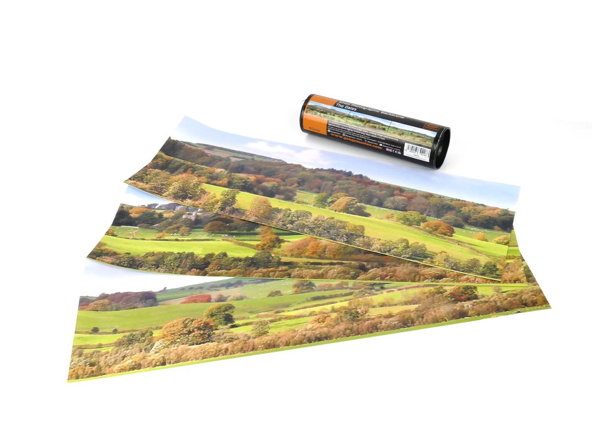 GAUGEMASTER The Dales Small Photo Backscene (1372x152mm) GM759 N Gauge