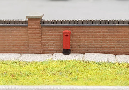 Kestrel GMKD78 Pillar Boxes 3pcs (Pre-Built) N Gauge