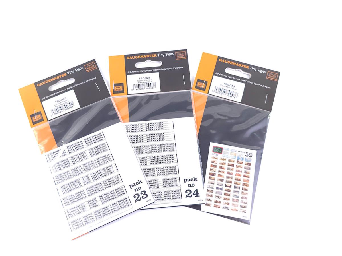 Tiny Signs Carriage Prints Signage Set GMTS413 OO Gauge