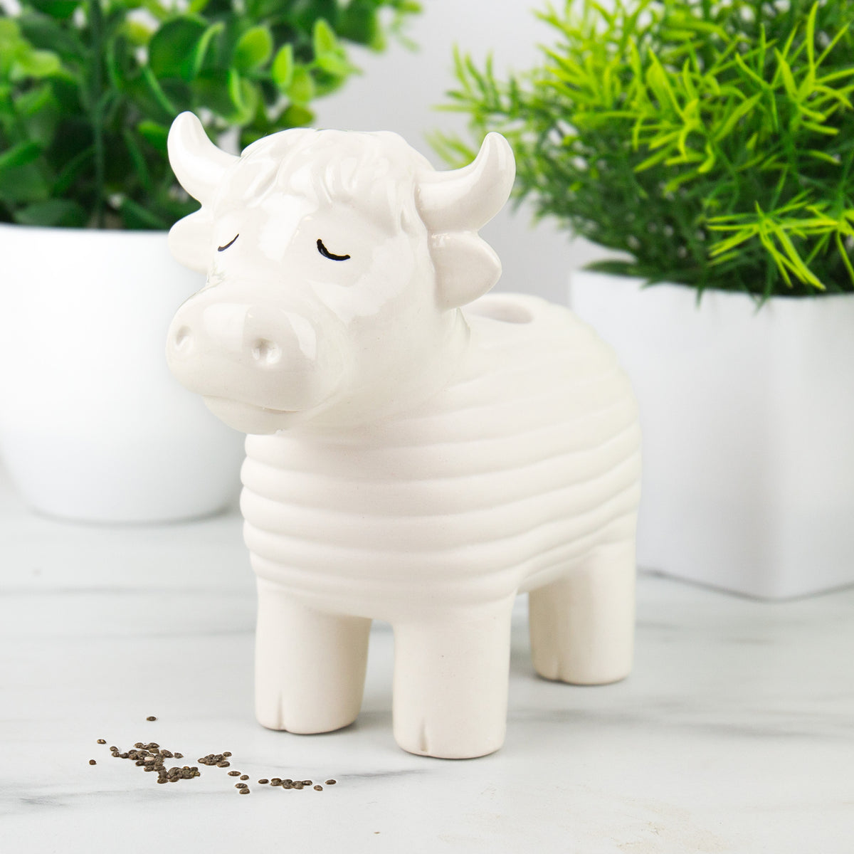 Gift Republic Highland Cow Chia Planter