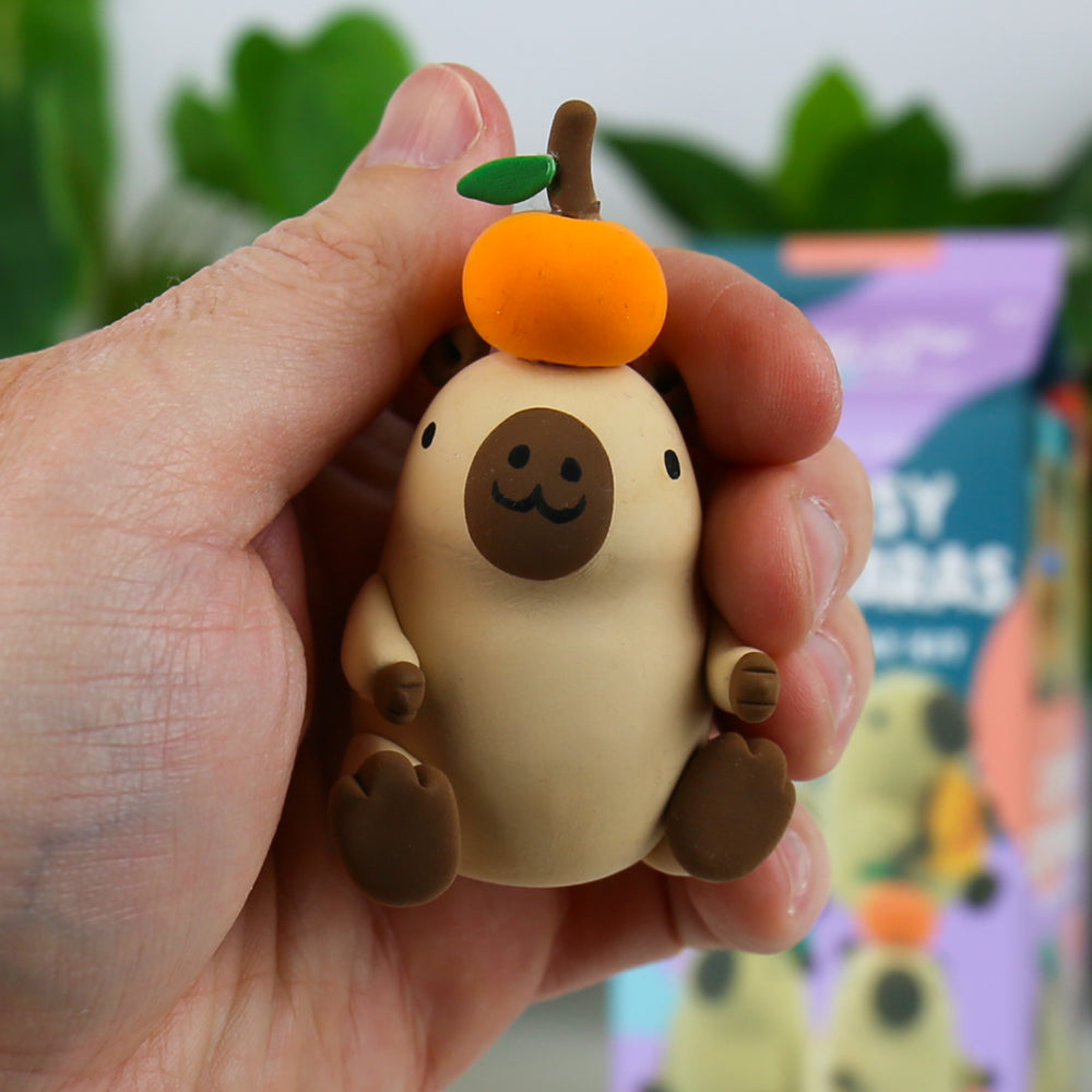 Gift Republic Clumsy Capybaras Air Dry Clay Kit