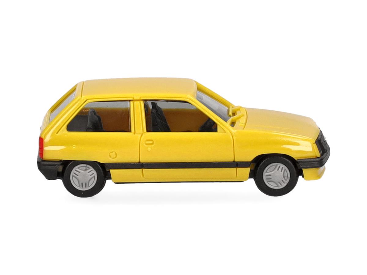 Herpa Basic Opel Corsa A Yellow HA029032 HO Gauge