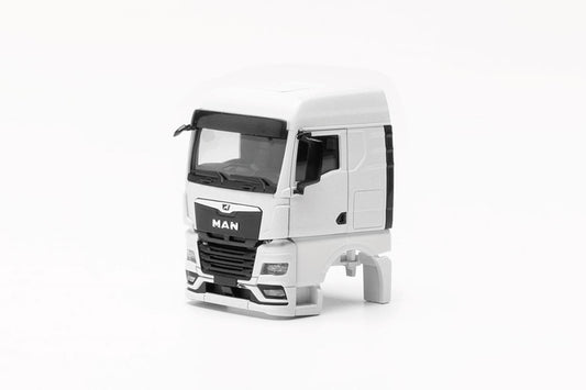 Herpa MAN TGX GM Cabin (2) HA085618 HO Gauge