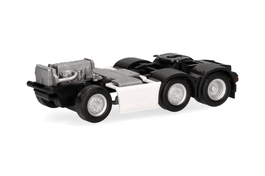 Herpa Iveco S-Way (6x2) 3 Axle Chassis (2) HA086011 HO Gauge