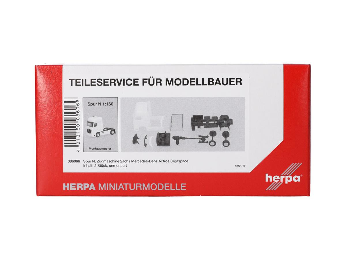 Herpa MB Actros Gigaspace 2 Axle Rigid Tractor White (2) HA086066 HO Gauge
