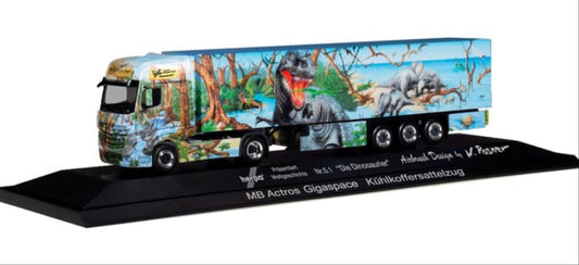 Herpa 121934 MB Actros Gigaspace Refigerated Box Trailer Dinosaurs HO