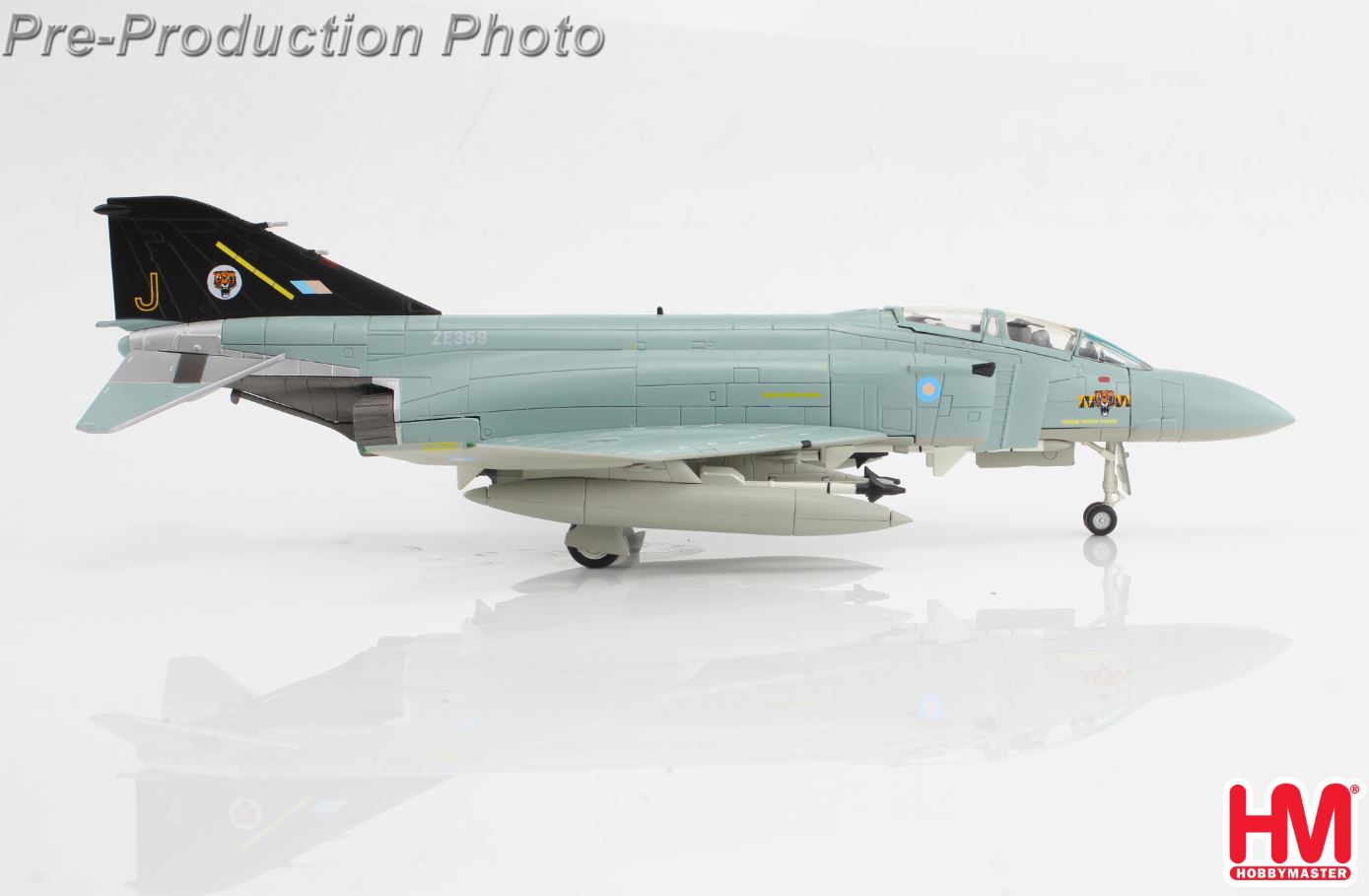 Hobby Master Core Range 1:72 F-4J UK Diecast Model