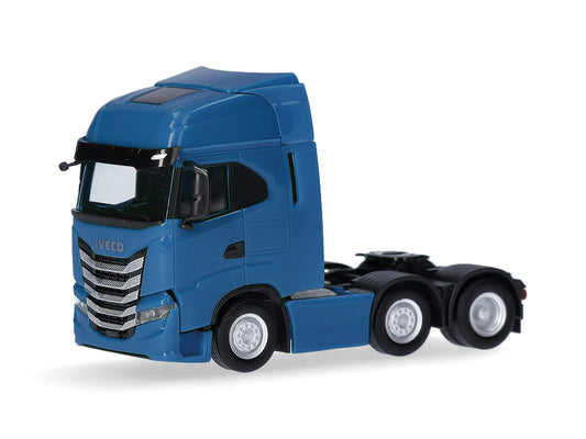 Herpa Iveco S-Way 3 Axle 6x2 Rigid Tractor Unit Traffic Blue 317122-003 HO Gauge