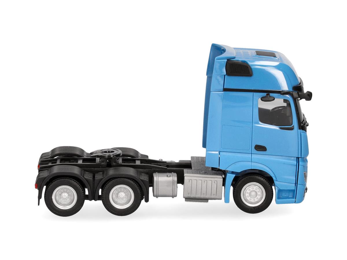Herpa MB Actros L Gigaspace 3 Axle 6x4 Rigid Tractor Light Blue HA317917-002