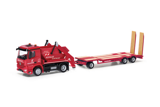 Herpa 318396 MB Arocs M AK12 Skip Loader & Trailer Kuchler HO Gauge
