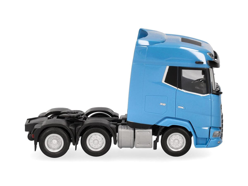 Herpa DAF XG 3 Axle Rigid Tractor Light Blue HA318983-002 HO Gauge