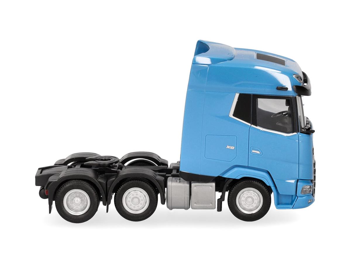 Herpa DAF XG 3 Axle Rigid Tractor Light Blue HA318983-002 HO Gauge