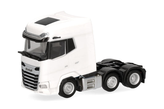 Herpa DAF XG+ 3 Axle (6x2) Rigid Tractor White HA318990 HO Gauge