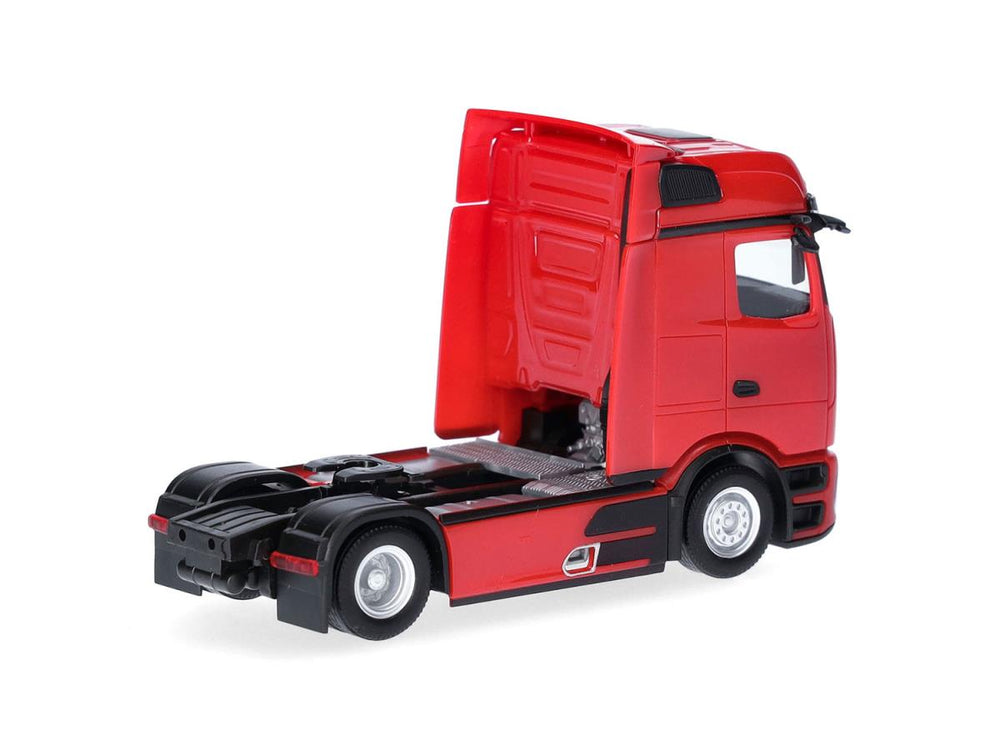 Herpa MB Actros L ProCabin Bigspace 2 Axle Rigid Tractor Red HA320207 HO Gauge