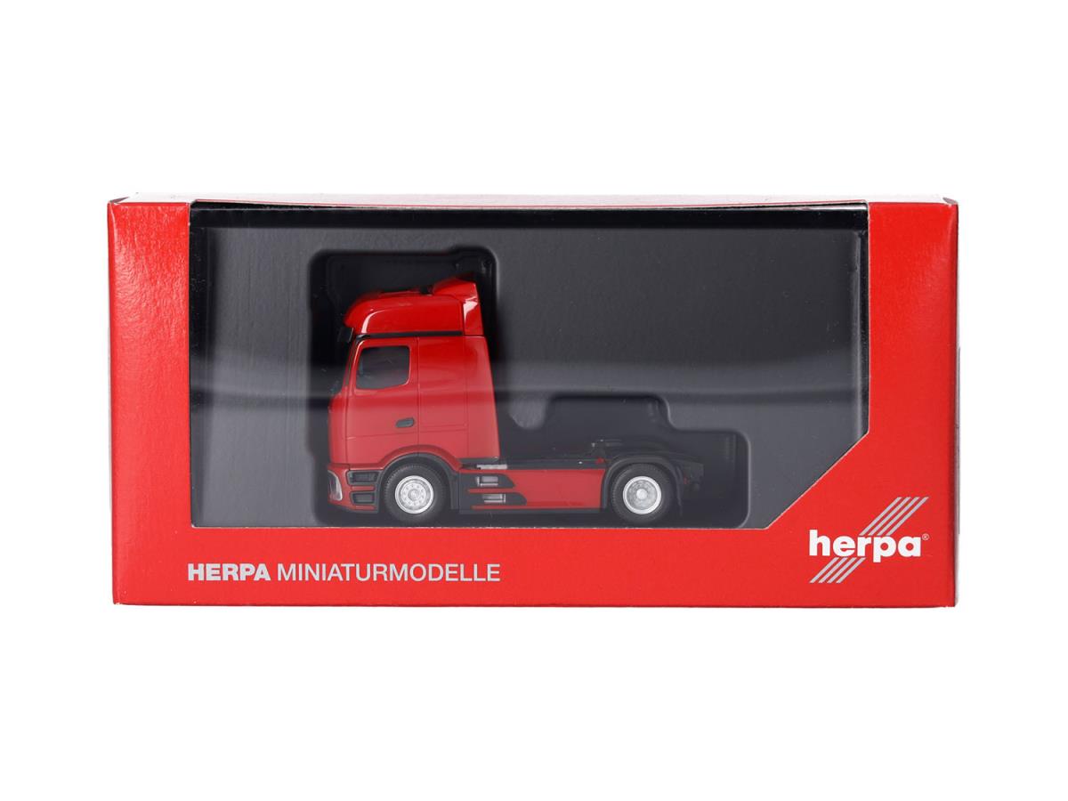 Herpa MB Actros L ProCabin Bigspace 2 Axle Rigid Tractor Red HA320207 HO Gauge