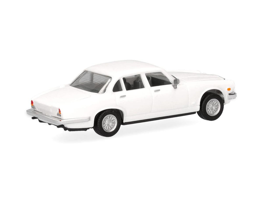 Herpa Jaguar XJ Series III White HA420587-002 HO Gauge