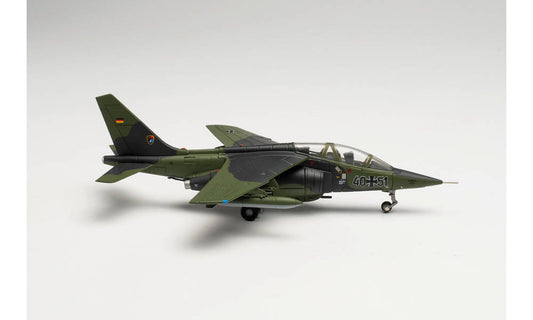 Herpa Wings Dassault/Dornier Alpha Jet A Luftwaffe JaBoG 40+51 (1:72) HA580748 1:200