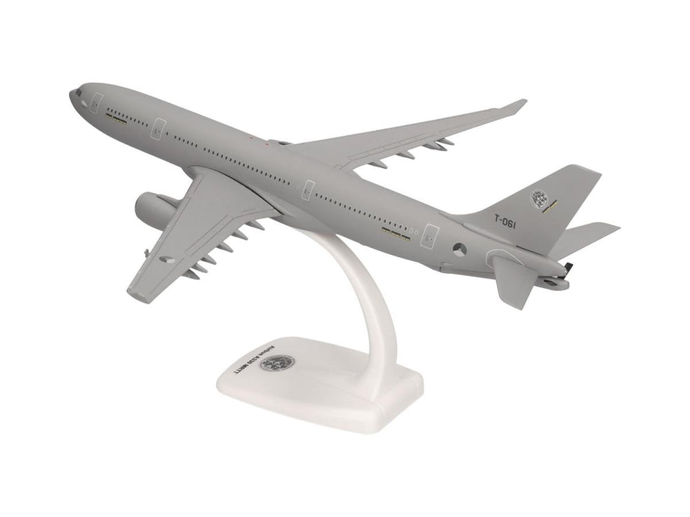 Herpa Wings Snapfit Airbus A330 MRTT NATO Eindhoven Air Base (1:200) HA614573