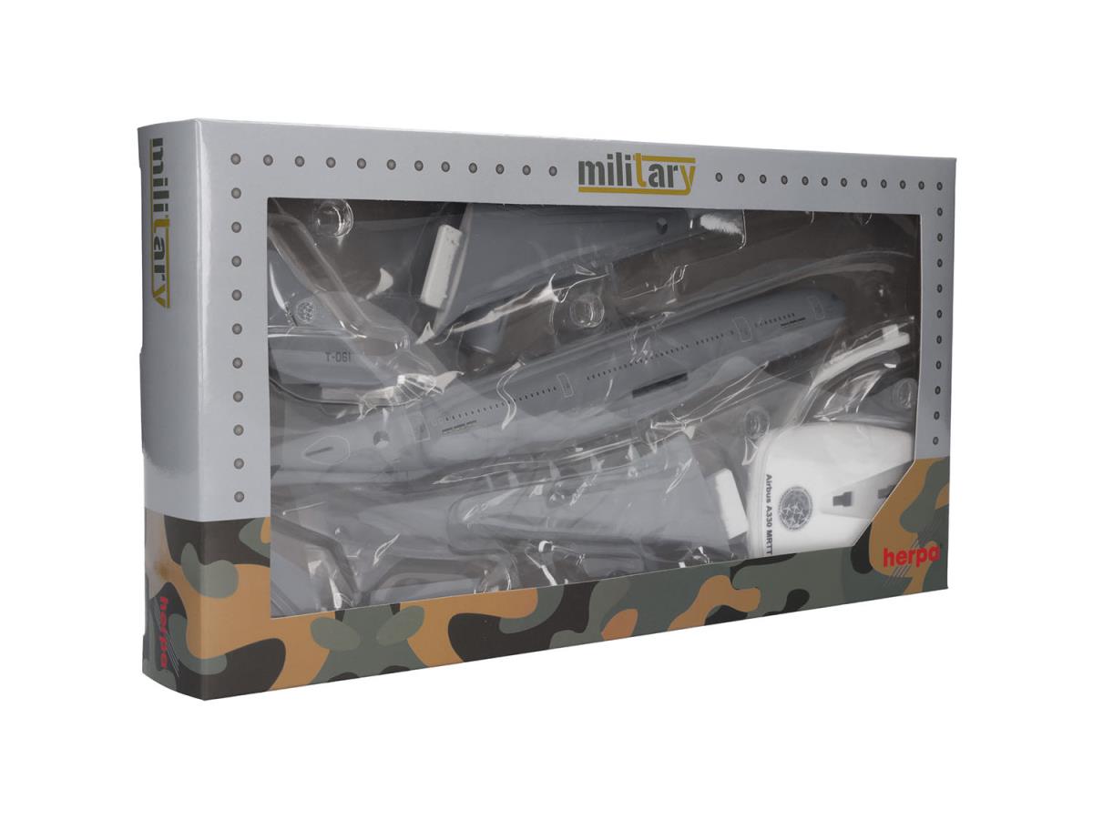 Herpa Wings Snapfit Airbus A330 MRTT NATO Eindhoven Air Base (1:200) HA614573