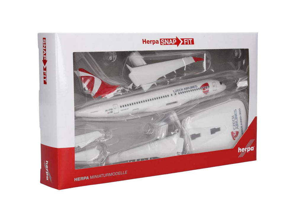 Herpa Wings Snapfit Airbus A220-300 CSA Czech Airlines OK-FYD (1:200) HA614733