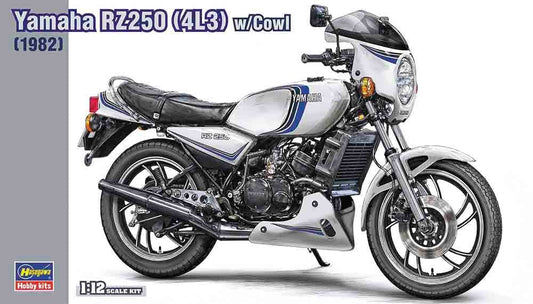 Hasegawa 21758 1982 Yamaha RZ250 (4L3) W/Cowl 1:12 Model Kit
