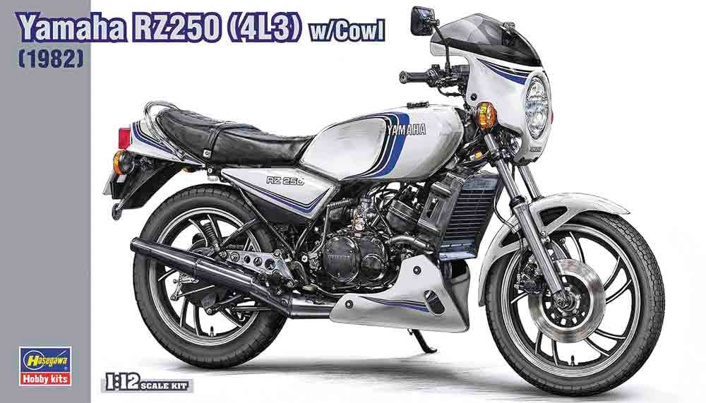 Hasegawa 21758 1982 Yamaha RZ250 (4L3) W/Cowl 1:12 Model Kit