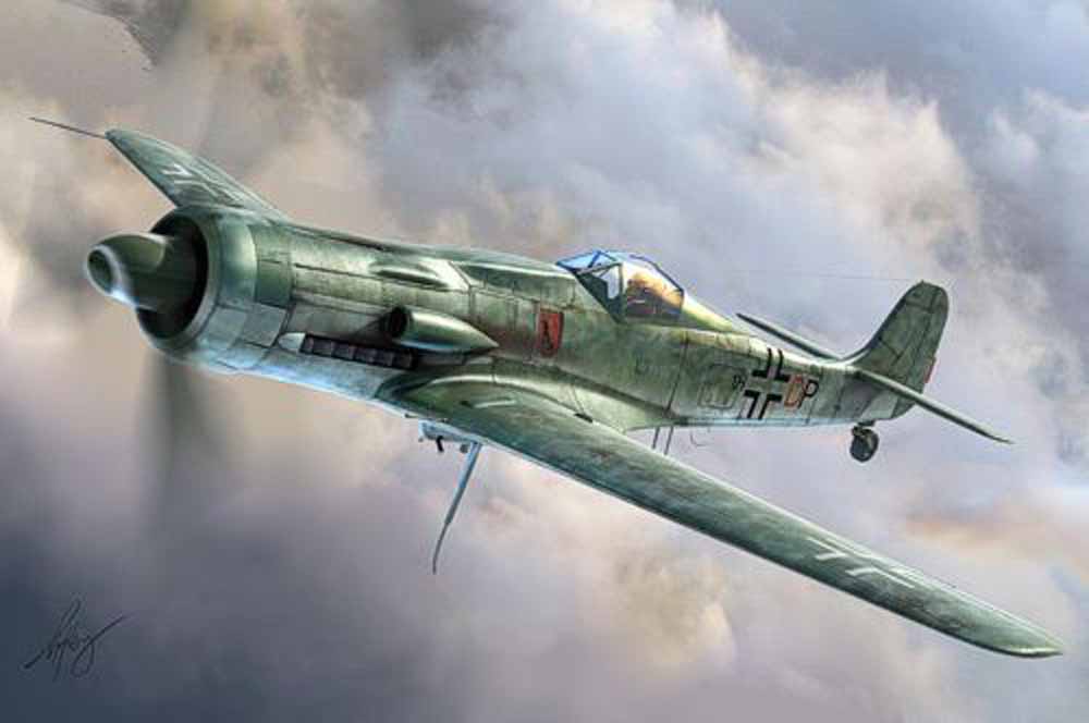 Hobby Boss 81703 Focke-Wulf Ta-152C-1/R14 1:48 Aircraft Model Kit
