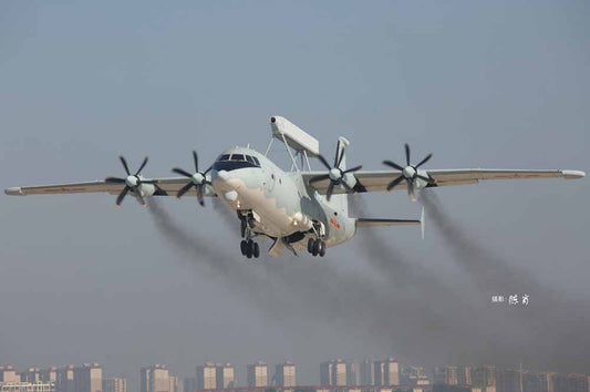 Hobby Boss 83903 Shaanxi KJ-200 'Moth' AWACS 1:144 Aircraft Model Kit