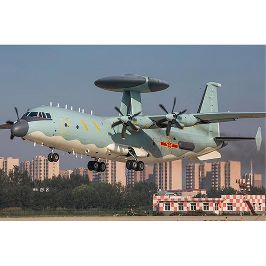 Hobby Boss 83904 Chinese KJ-500 1:144 Model Kit