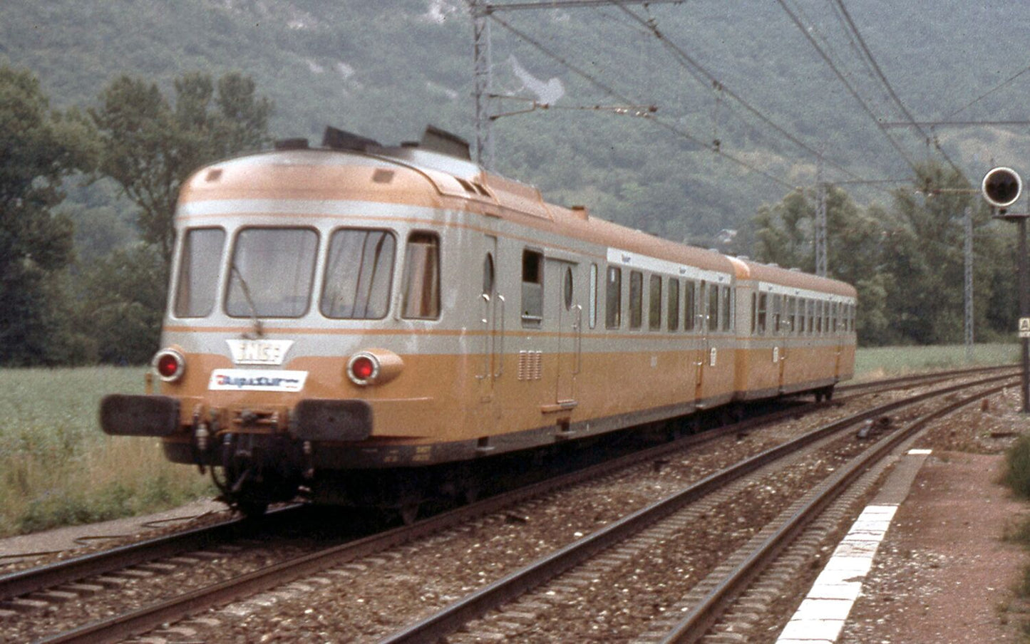 Jouef SNCF RGP 1 Alpazur Diesel Railcar & Trailer IV HO Gauge HJ2463