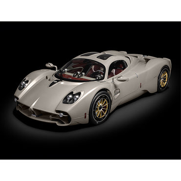 Pocher HK120 Pagani Utopia 1:8 Diecast Model Kit w/Pocher Display Case