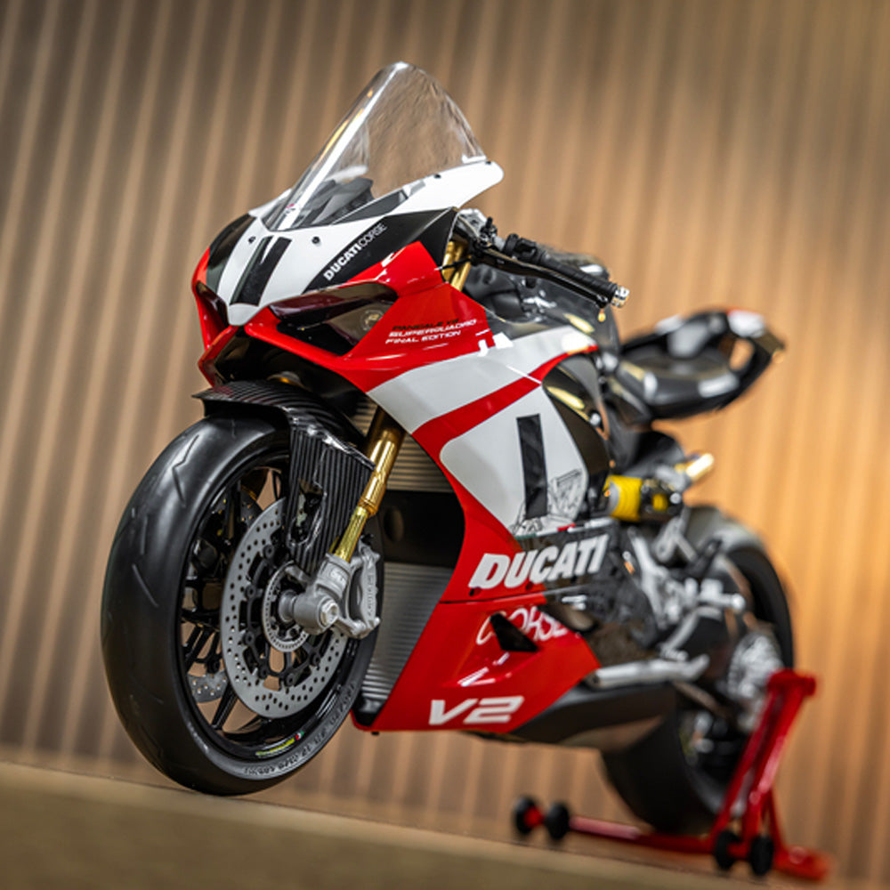 Pocher HK124 Ducati Panigale V2 Superquadro Final Edition 1:4 Diecast Model Kit