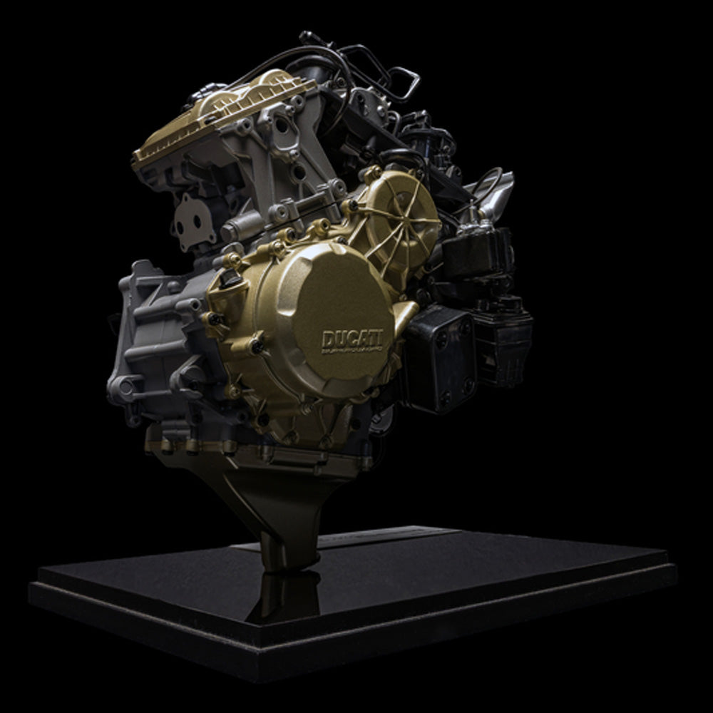 Pocher HKM124 Ducati Superquadro V2 Engine 1:4 Diecast Model Kit