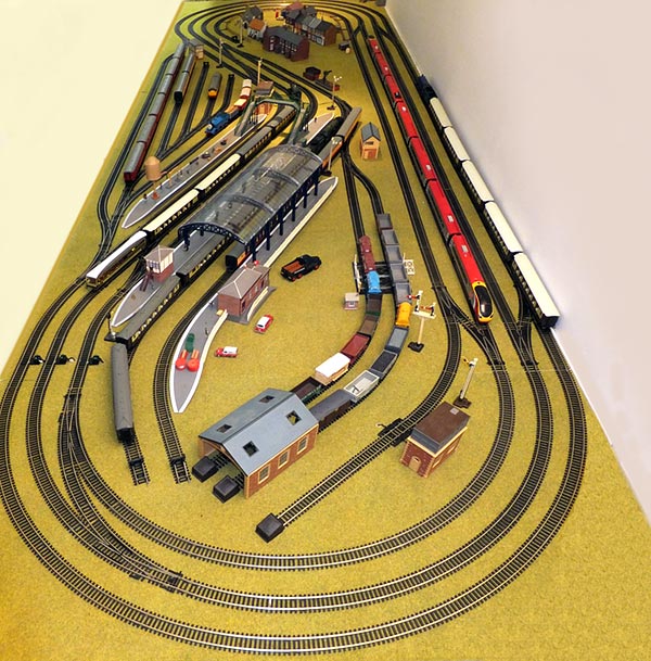 HORNBY Train Set Track HL10 Large Layout - Multi Track 53.5m Length