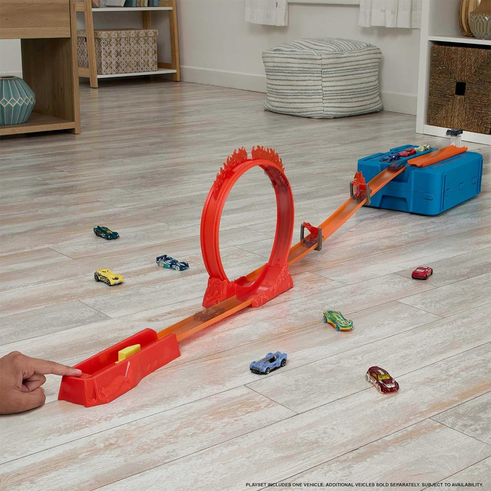 Hot Wheels HMC04 Flame Stunt Pack Track Builder Playset